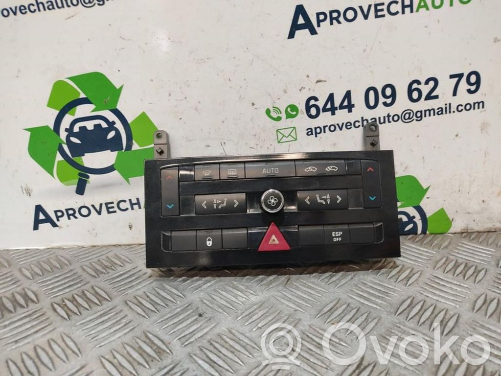 Peugeot 207 CC Climate control unit 