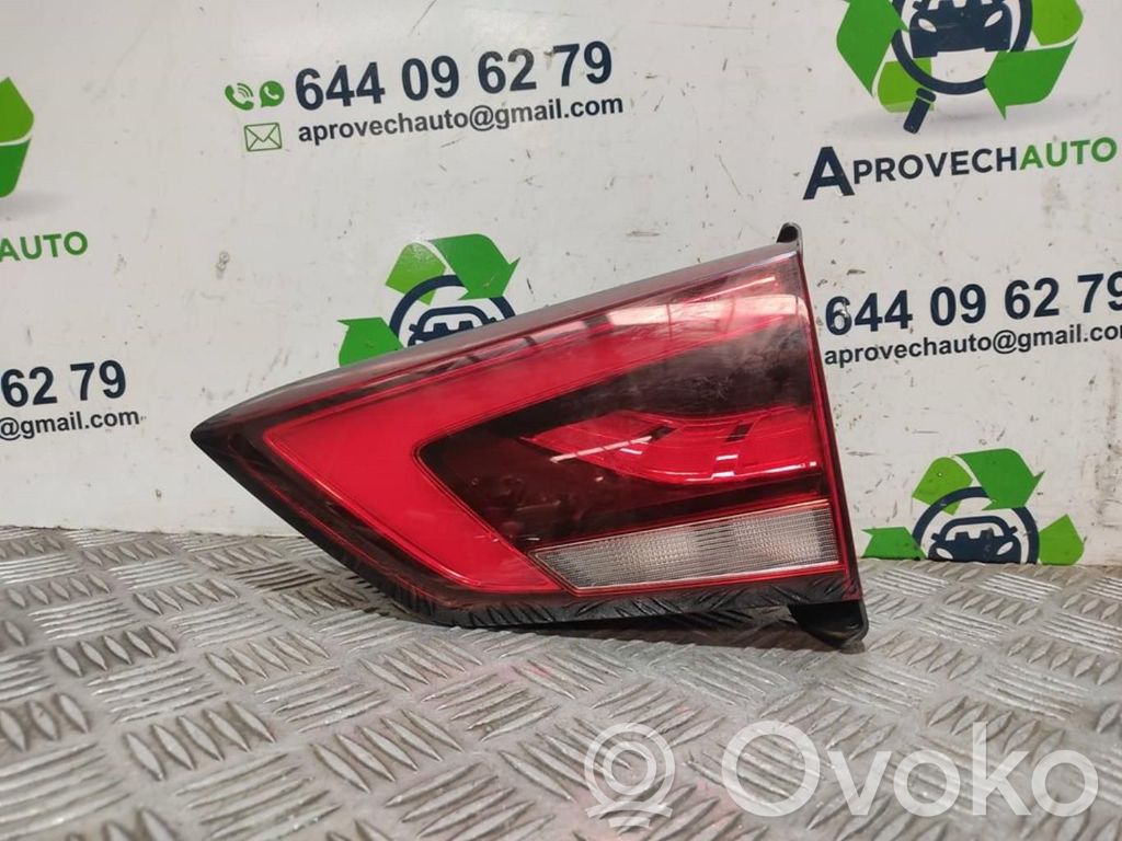 MG ZS Aizmugurējais lukturis virsbūvē 