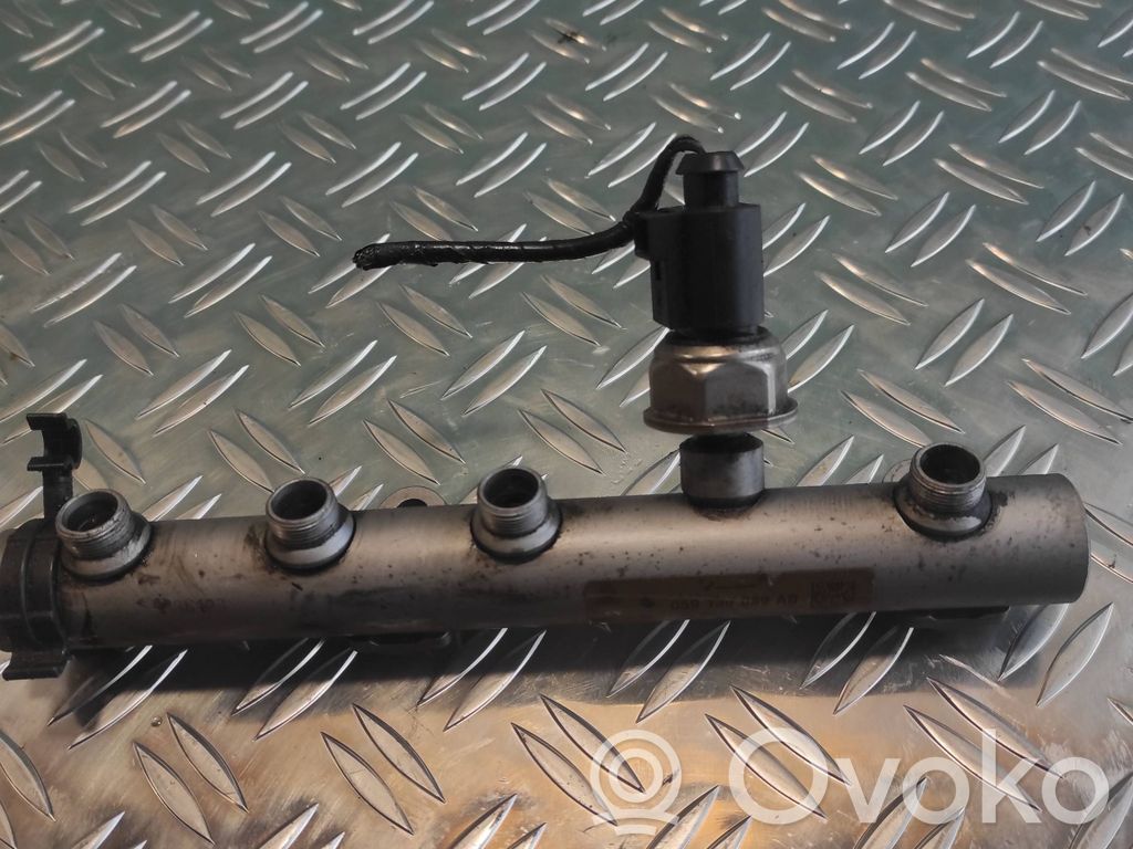 Volkswagen Touareg I Fuel main line pipe 