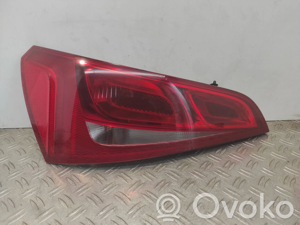 Audi Q5 SQ5 8R Lampy tylnej klapy bagażnika 