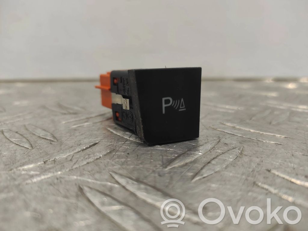 Volkswagen PASSAT CC Parking (PDC) sensor switch 