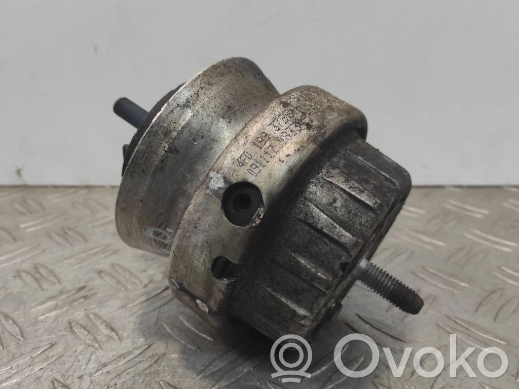 Audi A6 S6 C6 4F Engine mount bracket 