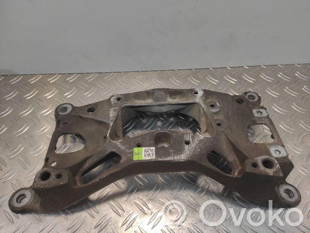 Audi A4 S4 B9 Gearbox mounting bracket 