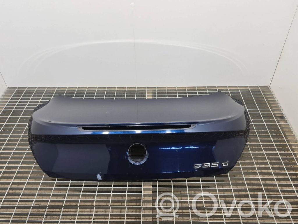 Tailgate/trunk/boot lid   A76