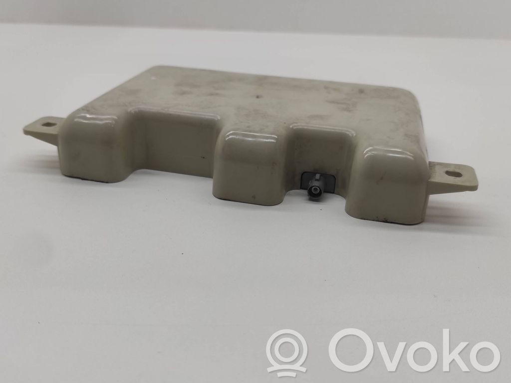 BMW 6 E63 E64 Antenos stiprintuvas 