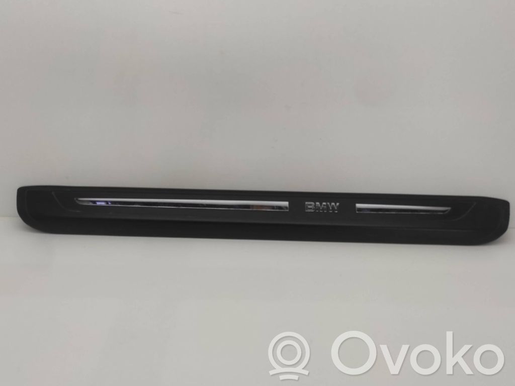 BMW 6 E63 E64 Priekinio slenksčio apdaila (vidinė) 