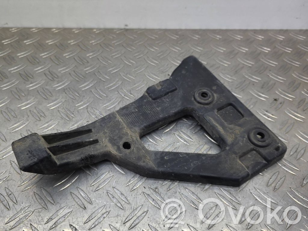 Audi A6 S6 C6 4F Front bumper mounting bracket 
