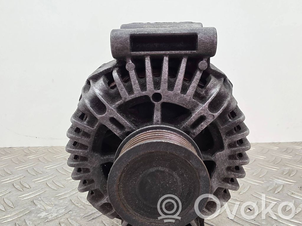 Audi A4 S4 B7 8E 8H Ģenerators 