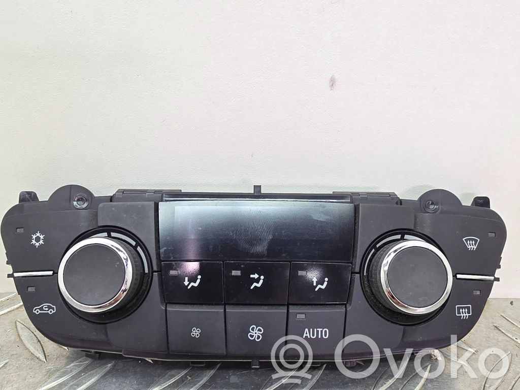 Opel Insignia A Climate control unit 