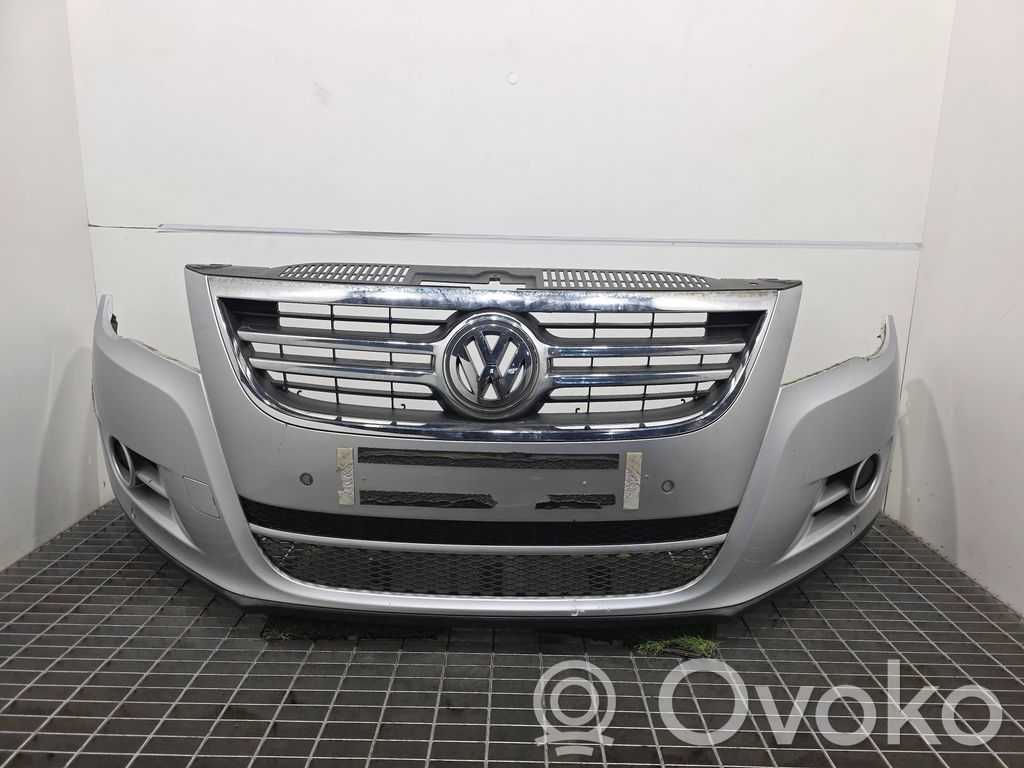 Volkswagen Tiguan Parachoques delantero 