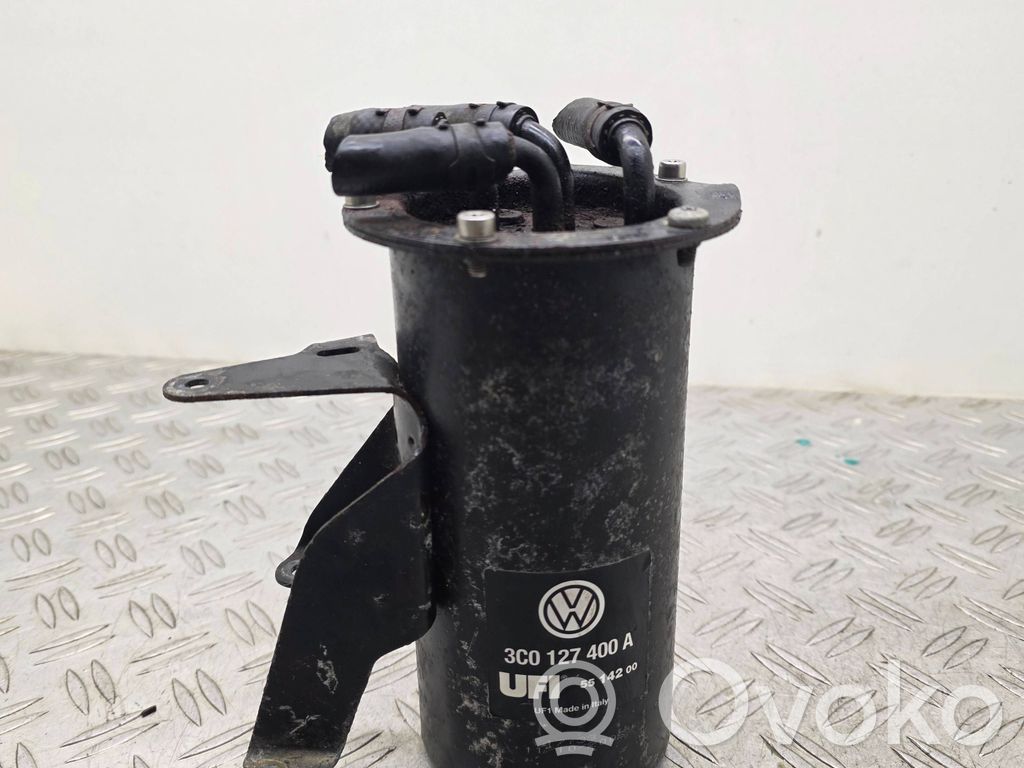Volkswagen PASSAT B6 Degvielas filtra korpuss 