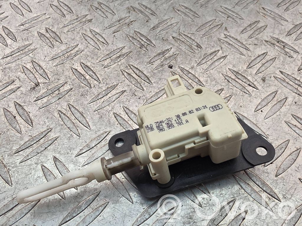 Tailgate boot lock/latch motor   7M0959781A,8E5962115