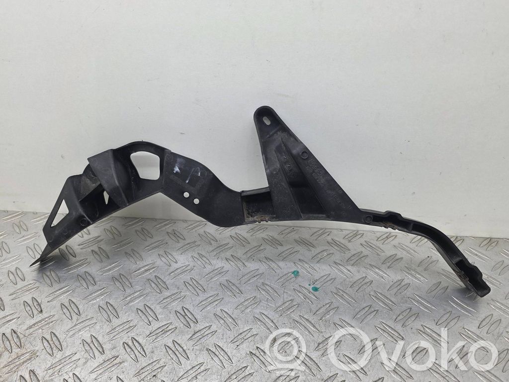 Front bumper mounting bracket   8Z0854729