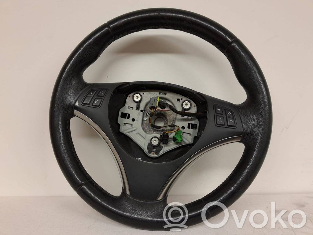 Steering wheel   6772147,3369E871,30567099F65AC