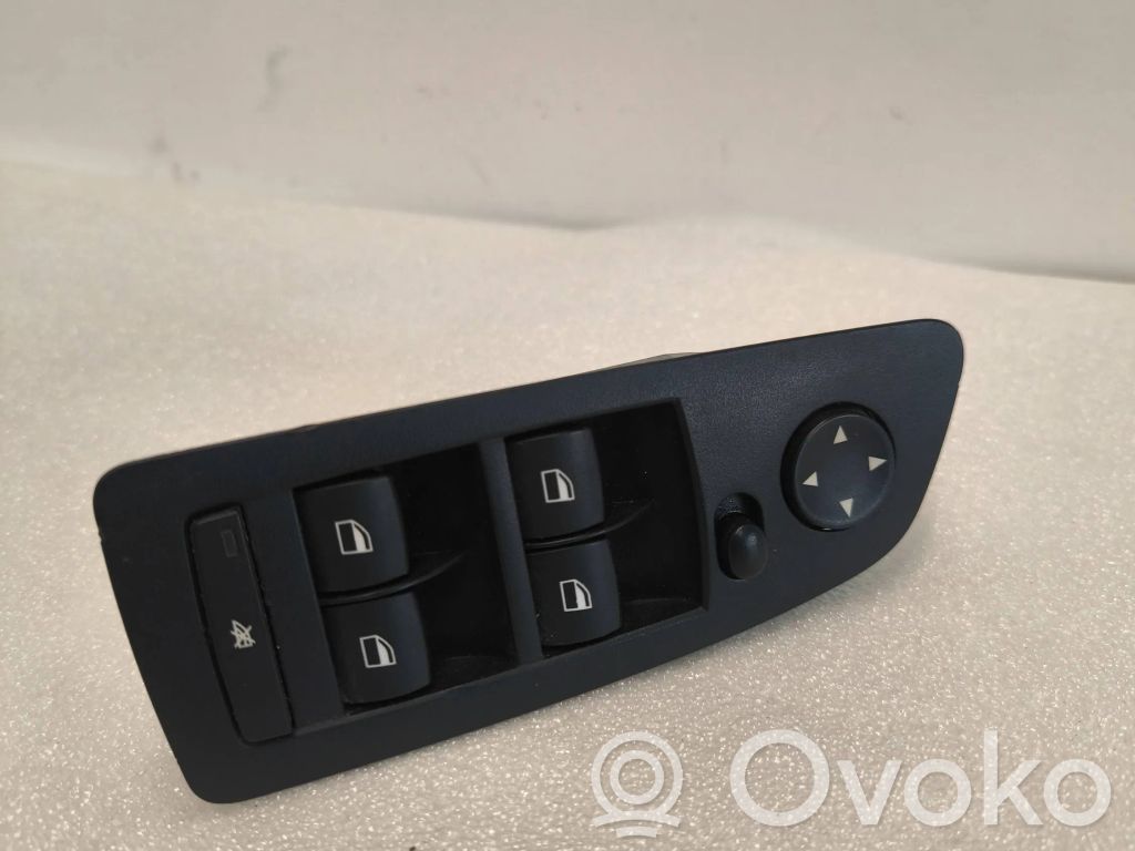 BMW 1 E81 E87 Electric window control switch 
