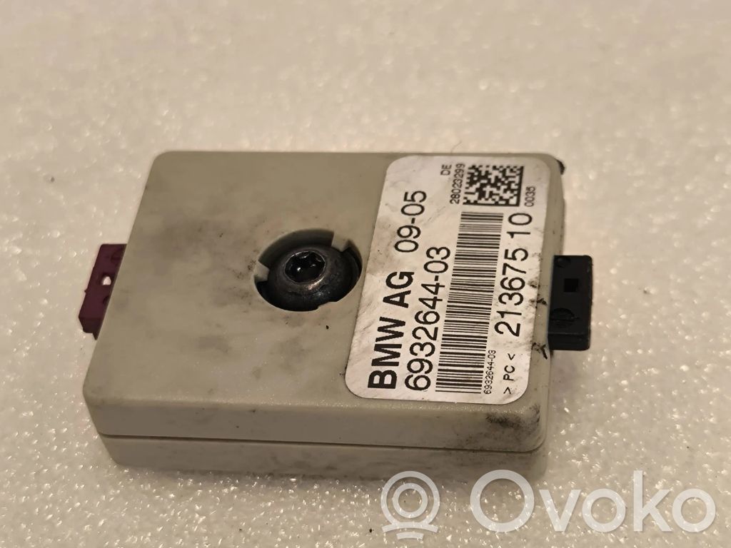 Antenna control unit   6932644,21367510,28023299