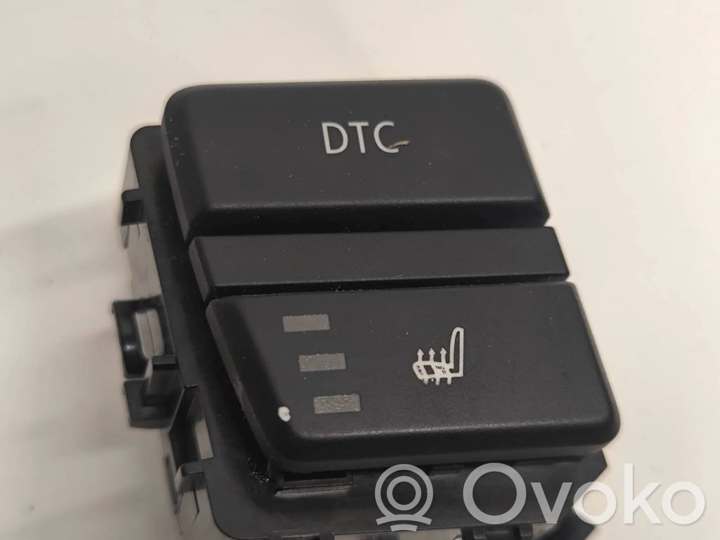BMW 5 E60 E61 Seat heating switch 