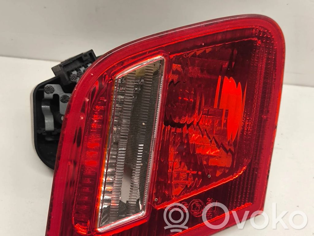 BMW 3 E46 Tailgate rear/tail lights 