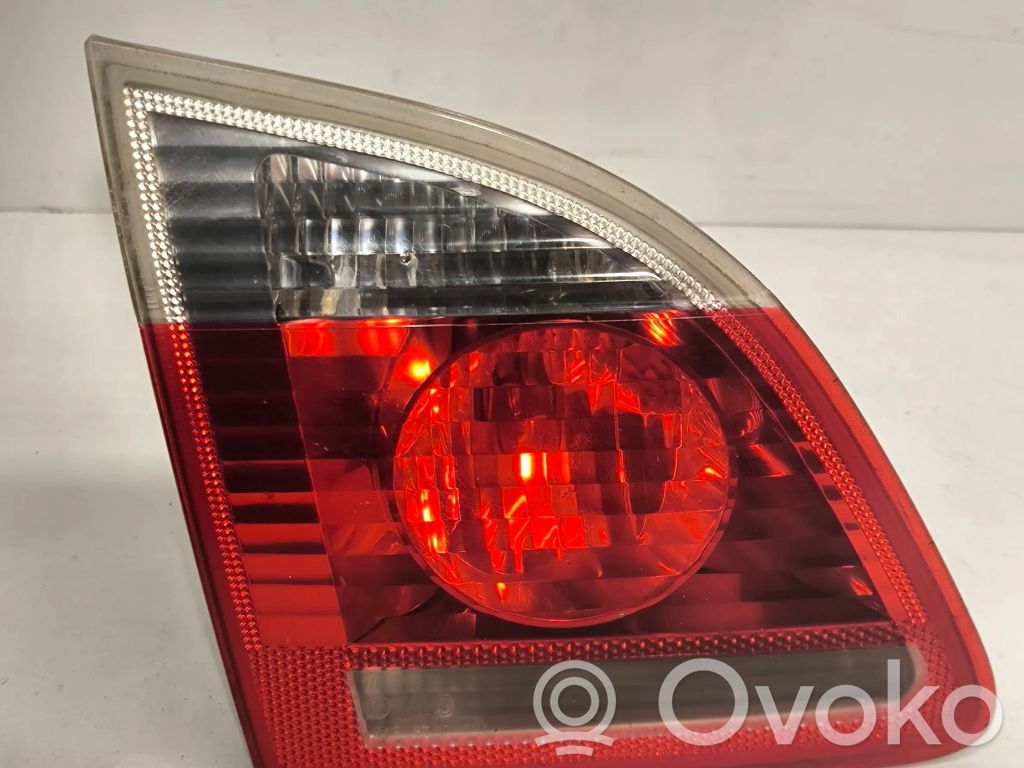 Tailgate rear/tail lights   6935331,278821