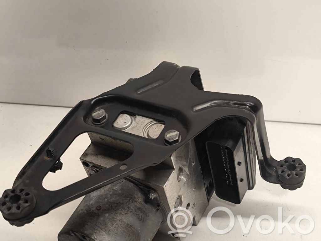 BMW X6 E71 ABS Blokas 