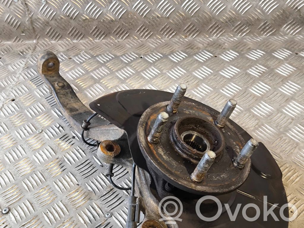Jeep Grand Cherokee Front wheel hub spindle knuckle 