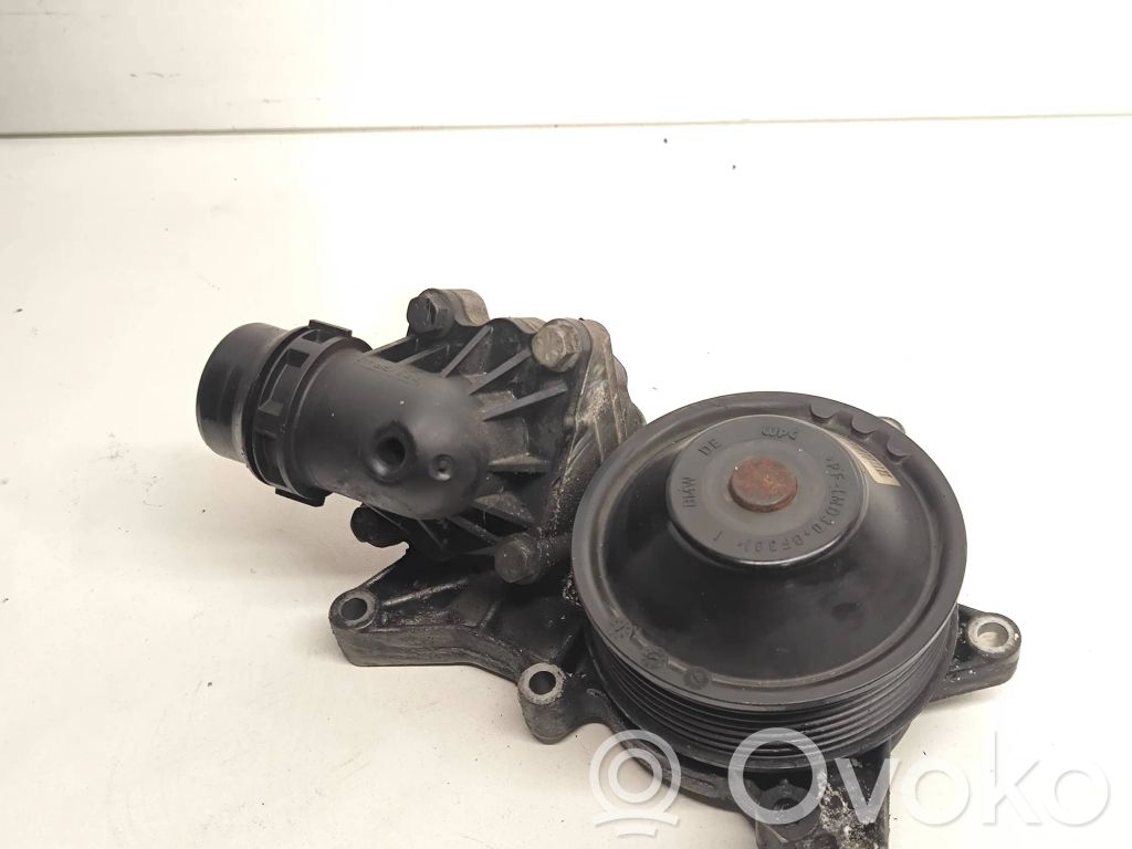 BMW 5 F10 F11 Water pump 