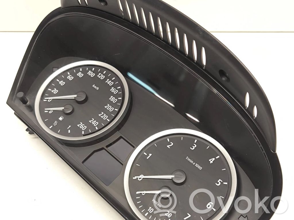 BMW 5 E60 E61 Speedometer (instrument cluster) 