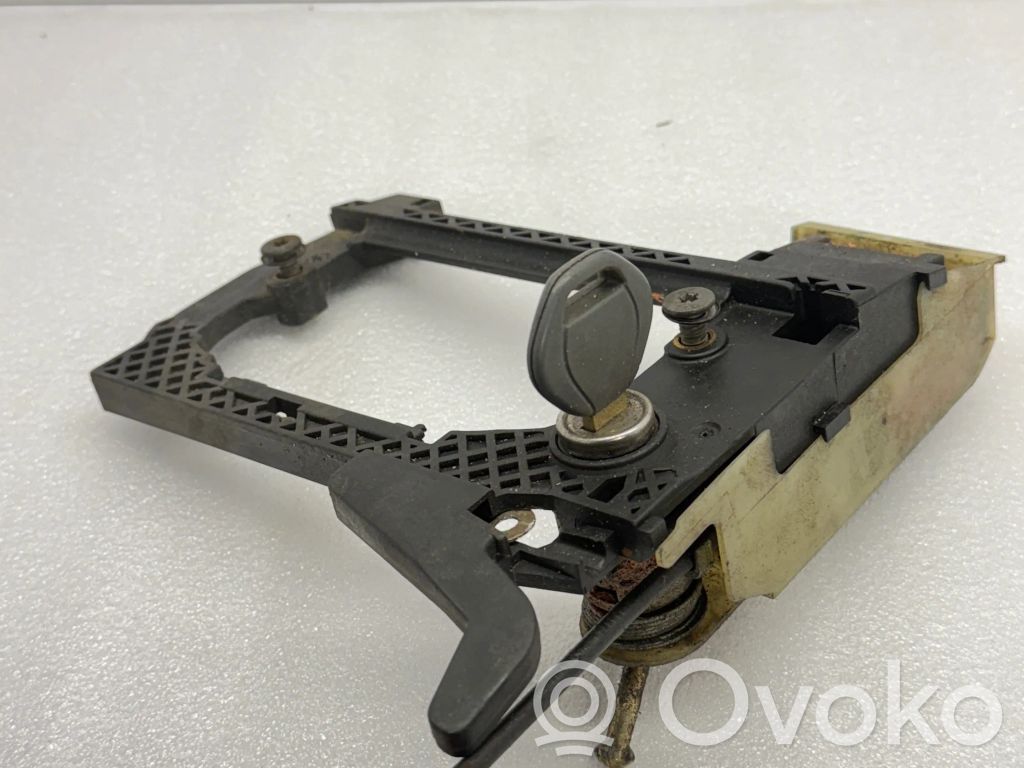 BMW 5 E39 Etuoven ulkokahva 