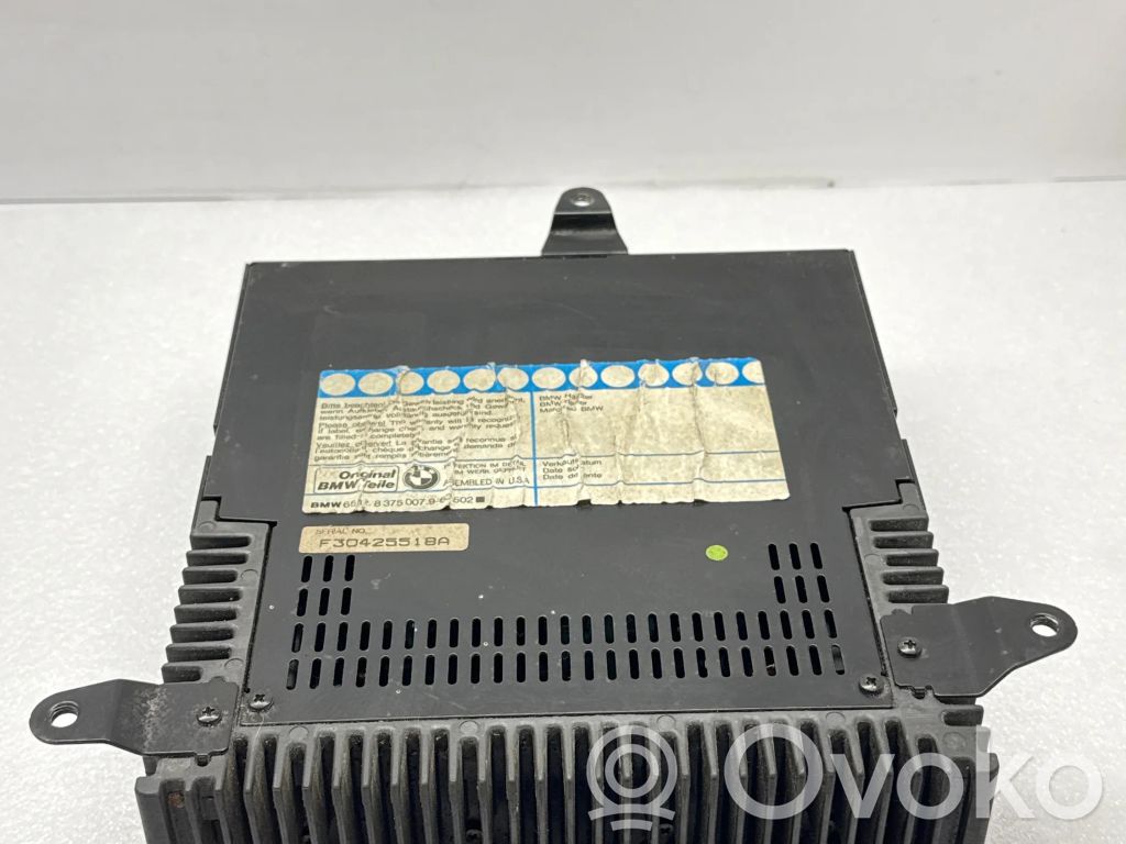 BMW 5 E34 Garso stiprintuvas 