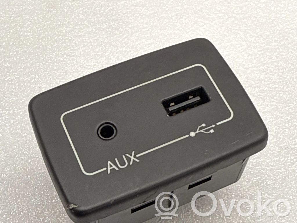 Enchufe conector USB   TECVOXD532,FT735622650155