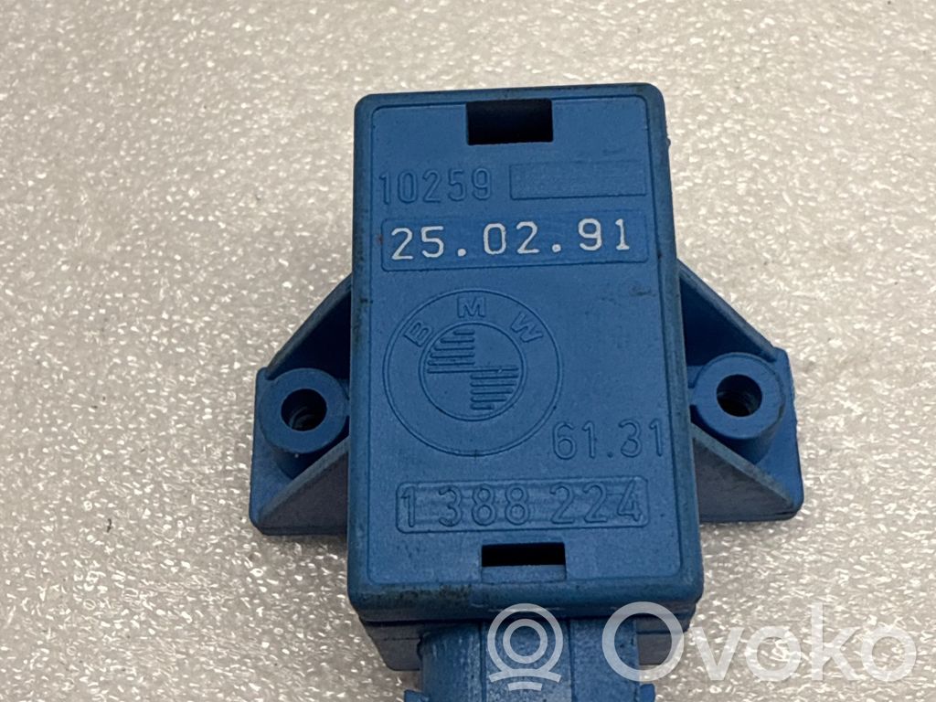 BMW 5 E34 Airbagsensor Crashsensor Drucksensor 
