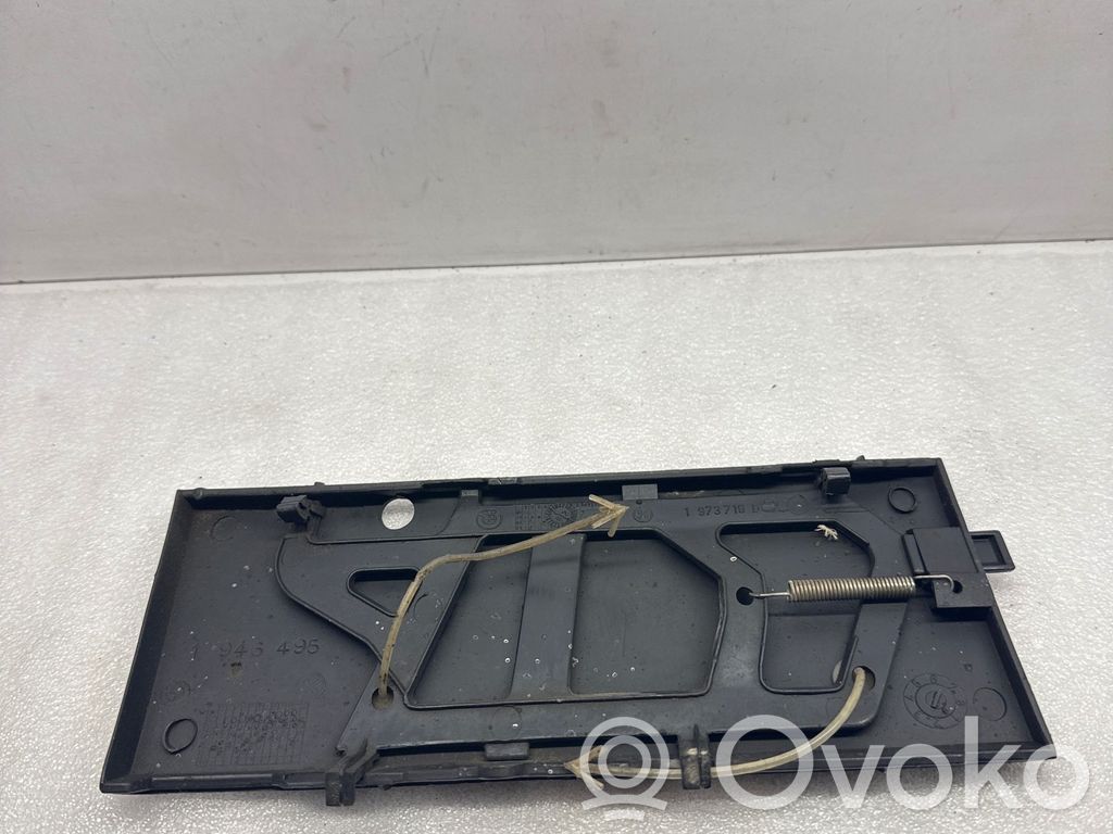 BMW 5 E34 Vilkšanas cilpas vāciņš 