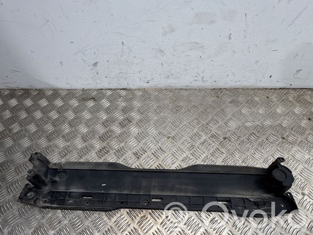 BMW 7 E65 E66 Fixation de radiateur 
