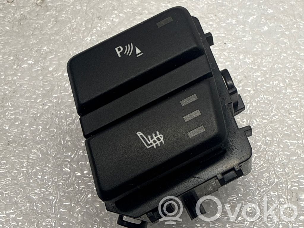 BMW 5 E60 E61 Seat heating switch 