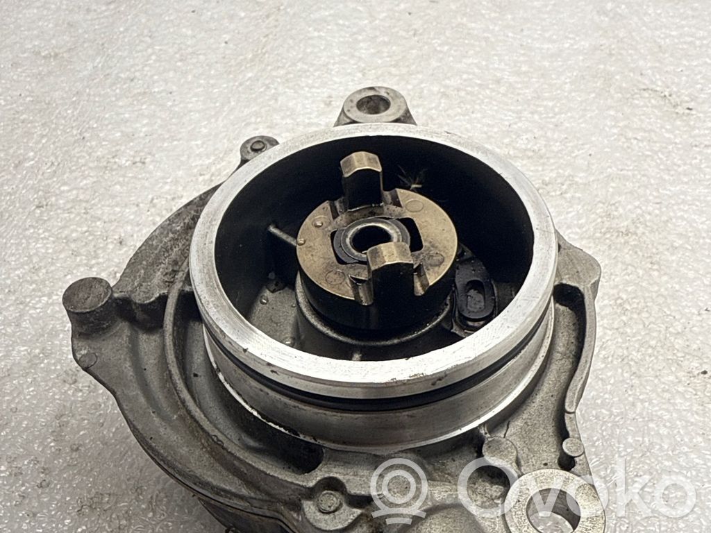 BMW 3 E46 Vacuum pump 