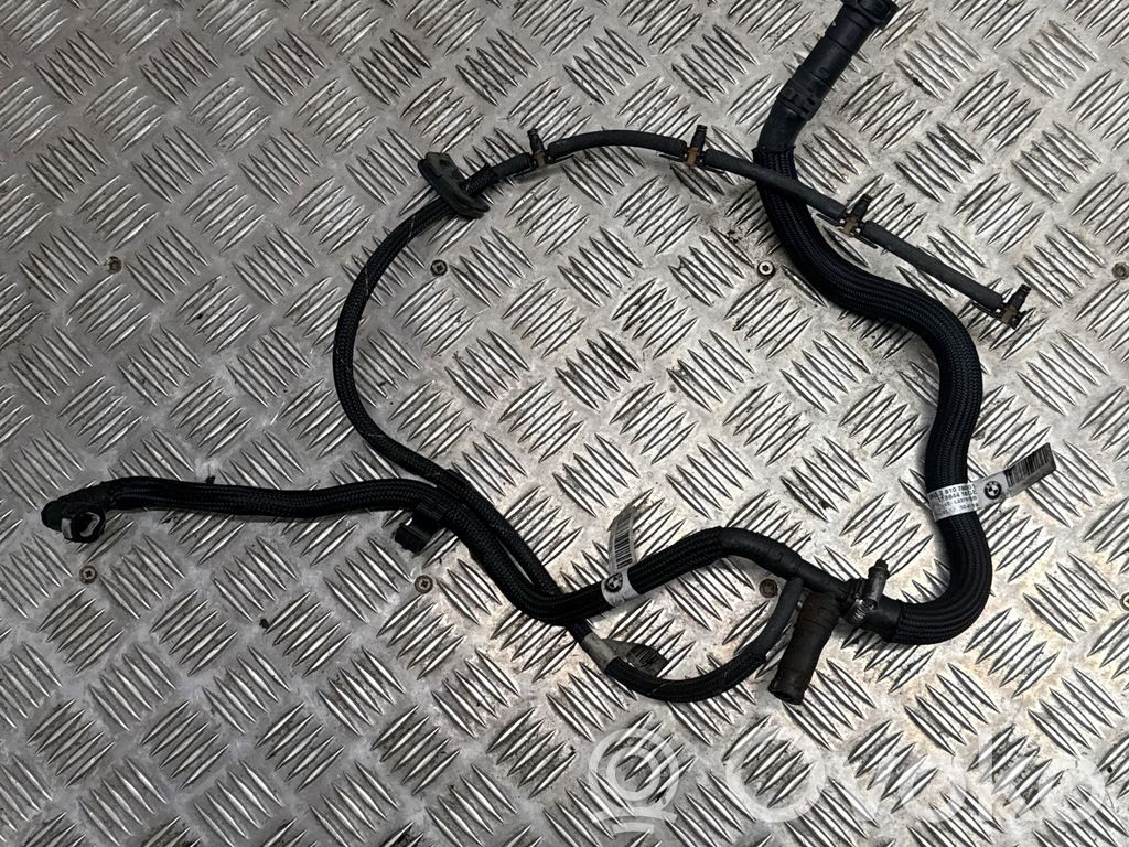 BMW 5 F10 F11 Conductă alimentare combustibil 