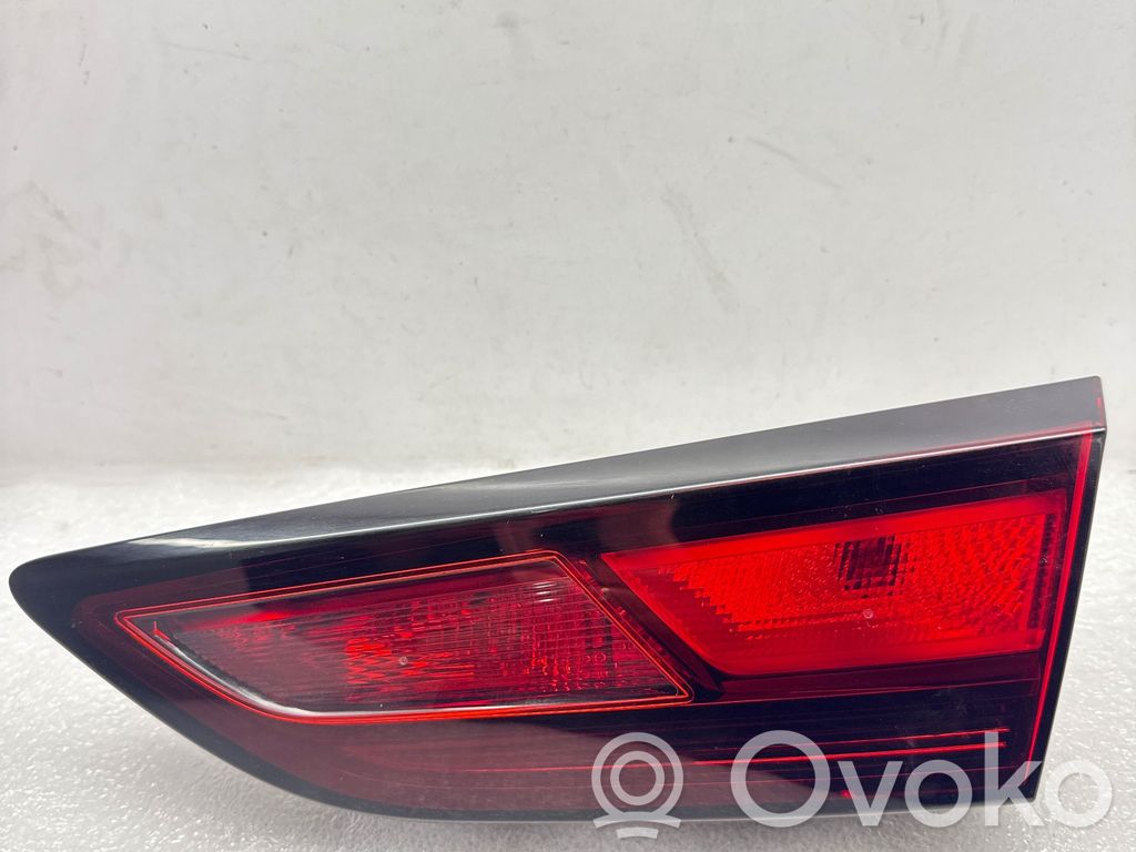 Opel Astra K Lampy tylnej klapy bagażnika 