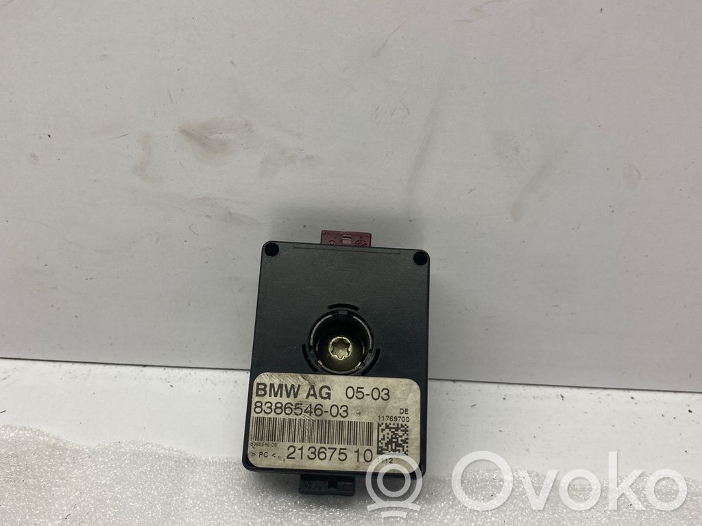 BMW 3 E46 Antenos stiprintuvas 