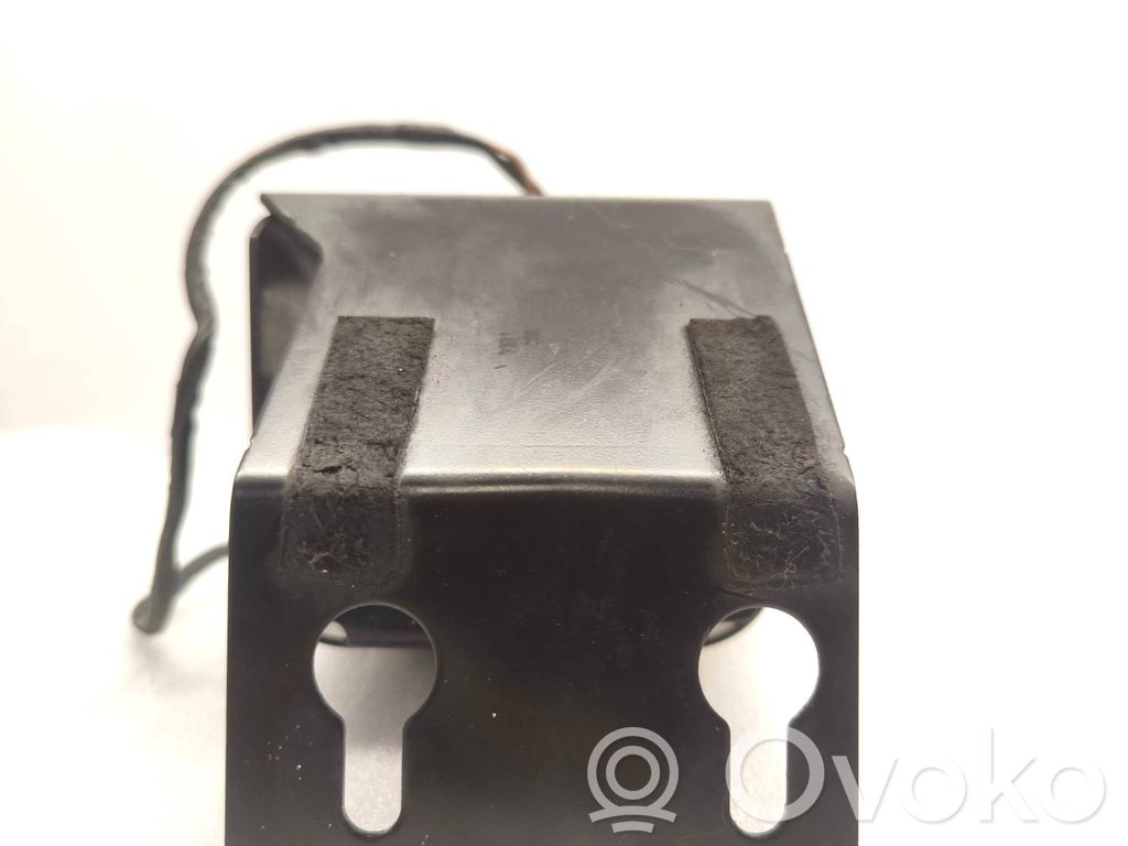 BMW X5 E53 Alarm system siren 