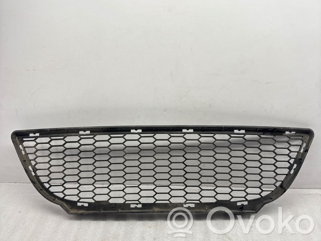 BMW 3 E90 E91 Front bumper lower grill 