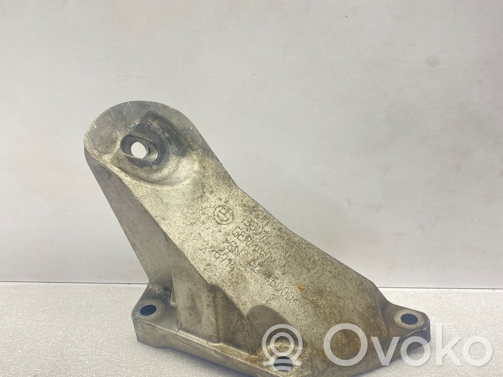 BMW 6 E63 E64 Engine mounting bracket 