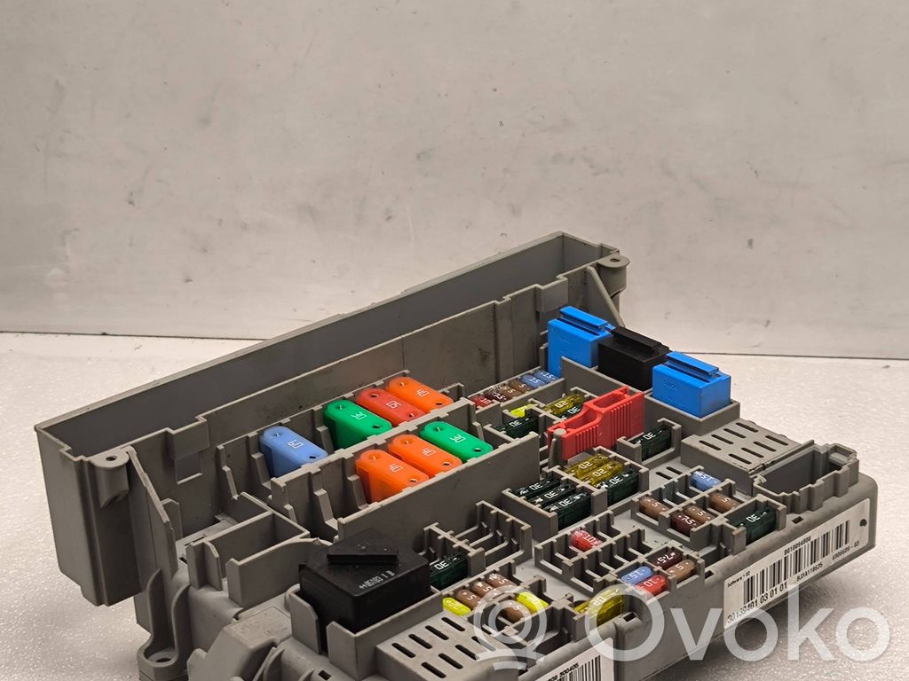 BMW 3 E90 E91 Fuse module 