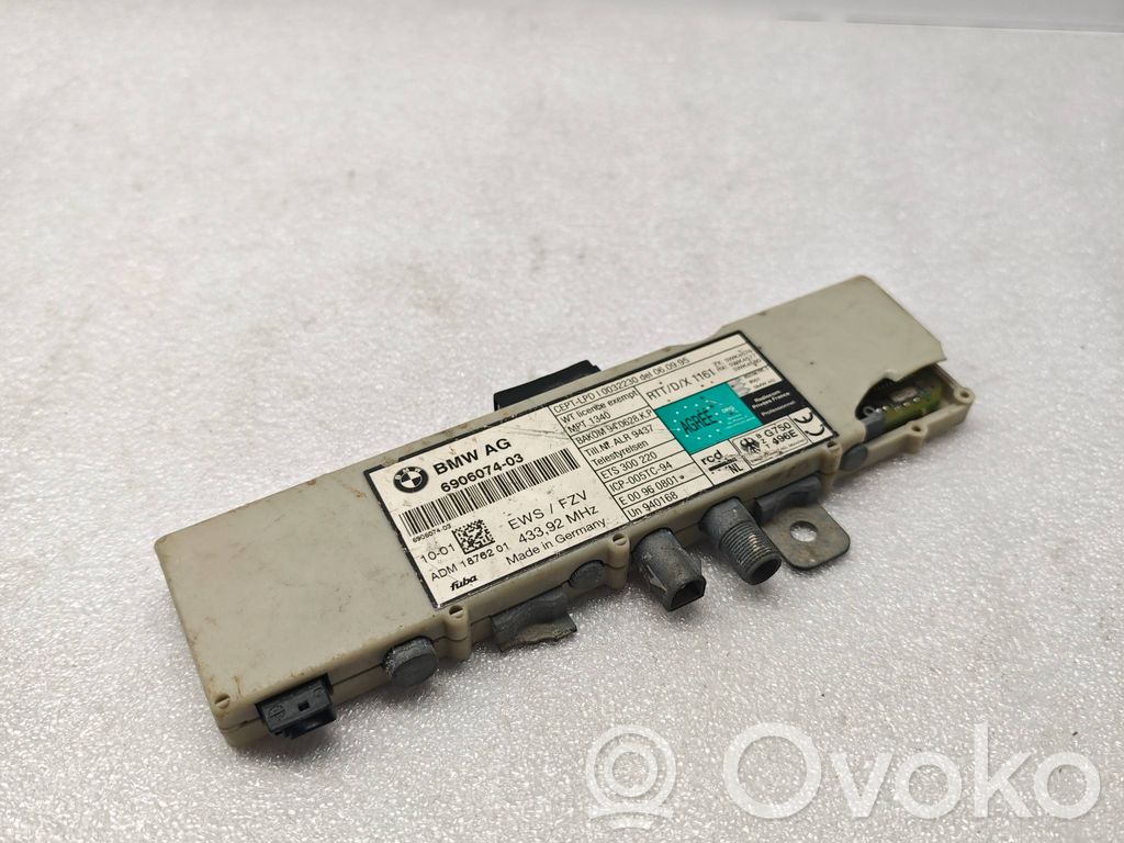BMW 5 E39 Antenos stiprintuvas 