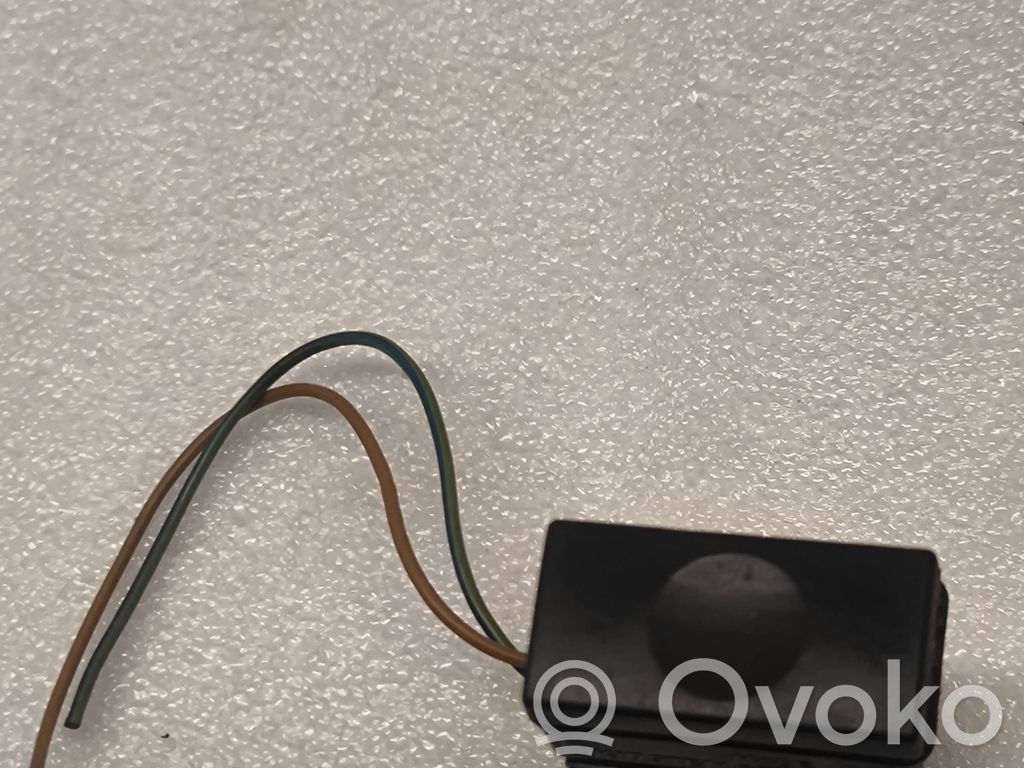 Electric window control switch   1387857