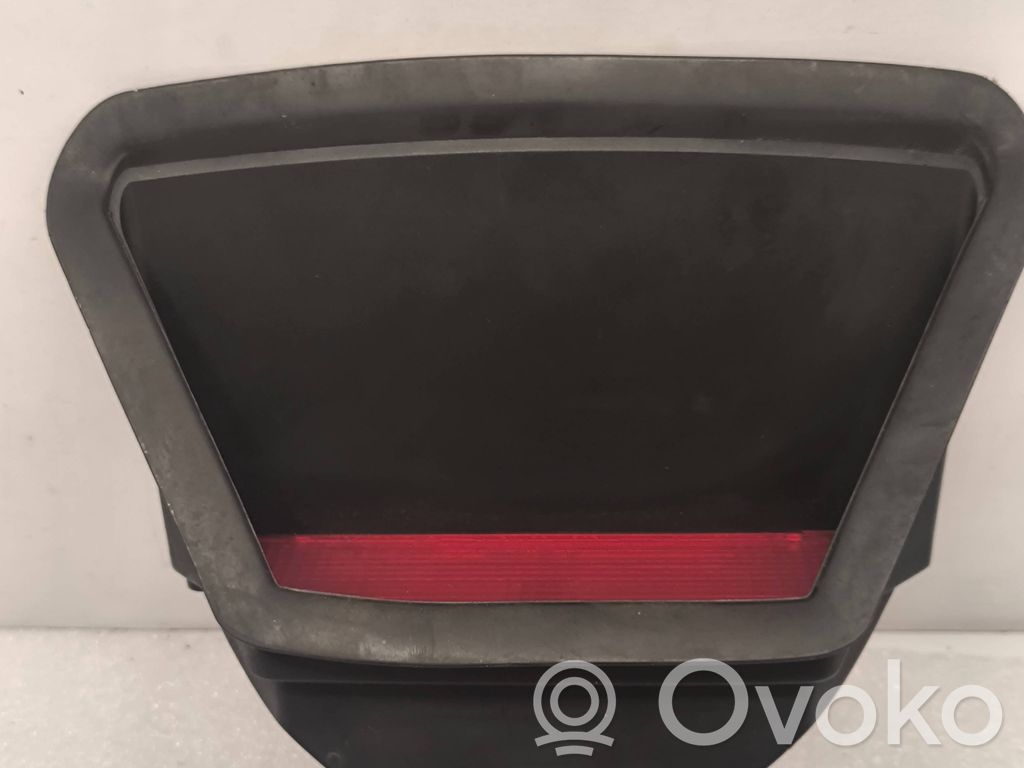 BMW 7 E38 Third/center stoplight 