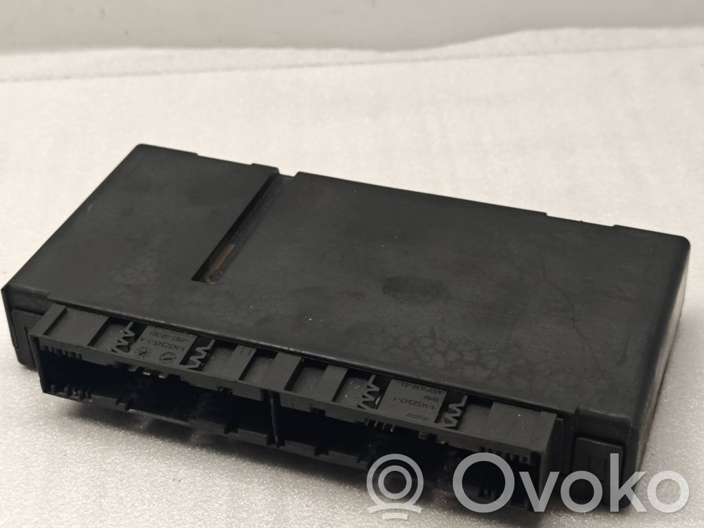 BMW 5 E60 E61 Väylän ohjainlaite 