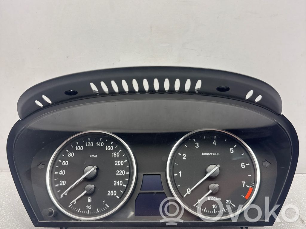 BMW 5 E60 E61 Speedometer (instrument cluster) 