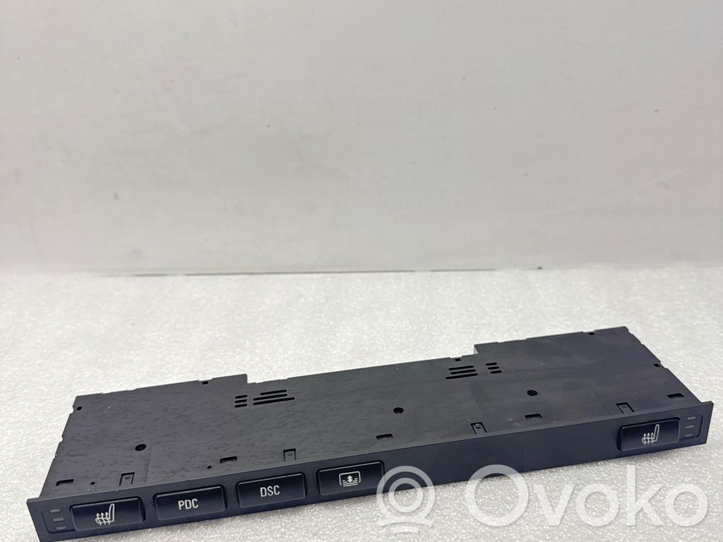 Multifunctional control switch/knob   61318380323,03742064