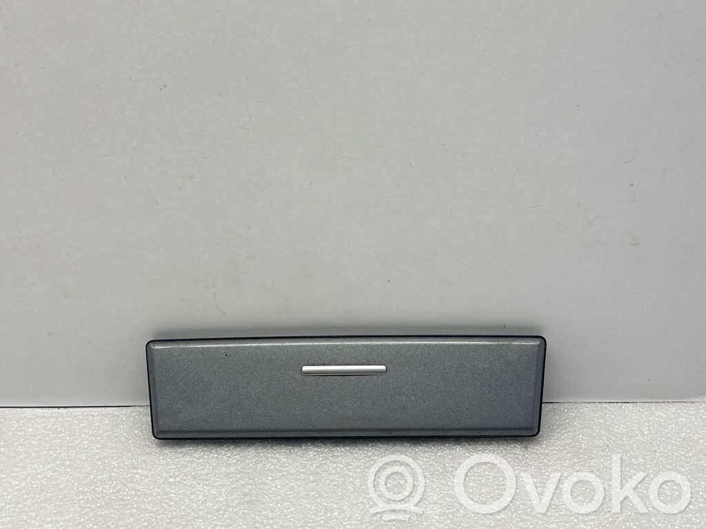 BMW 5 E60 E61 Kita salono detalė 