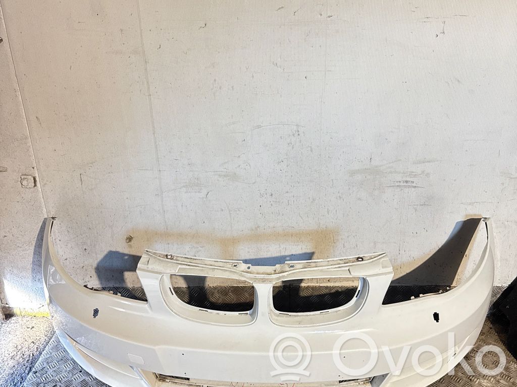 BMW 1 E82 E88 Priekšējais bamperis 